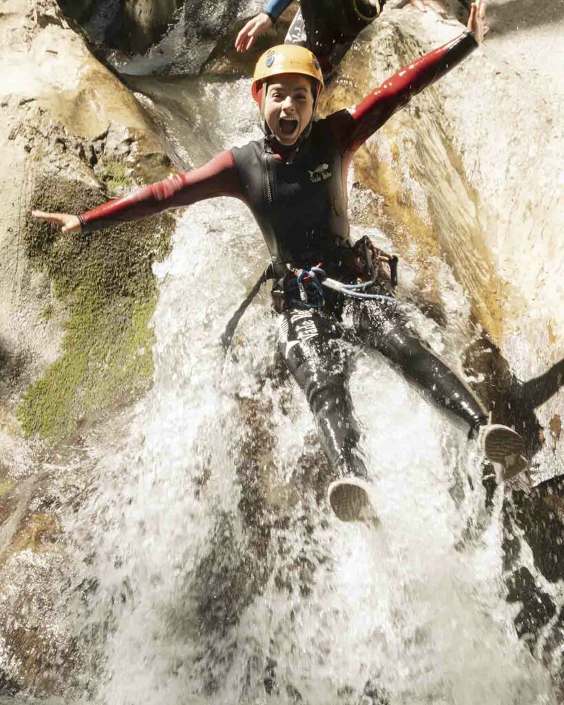 Canyoning à Samoëns (Haute Savoie) avec le Bureau des Guides de Samoëns