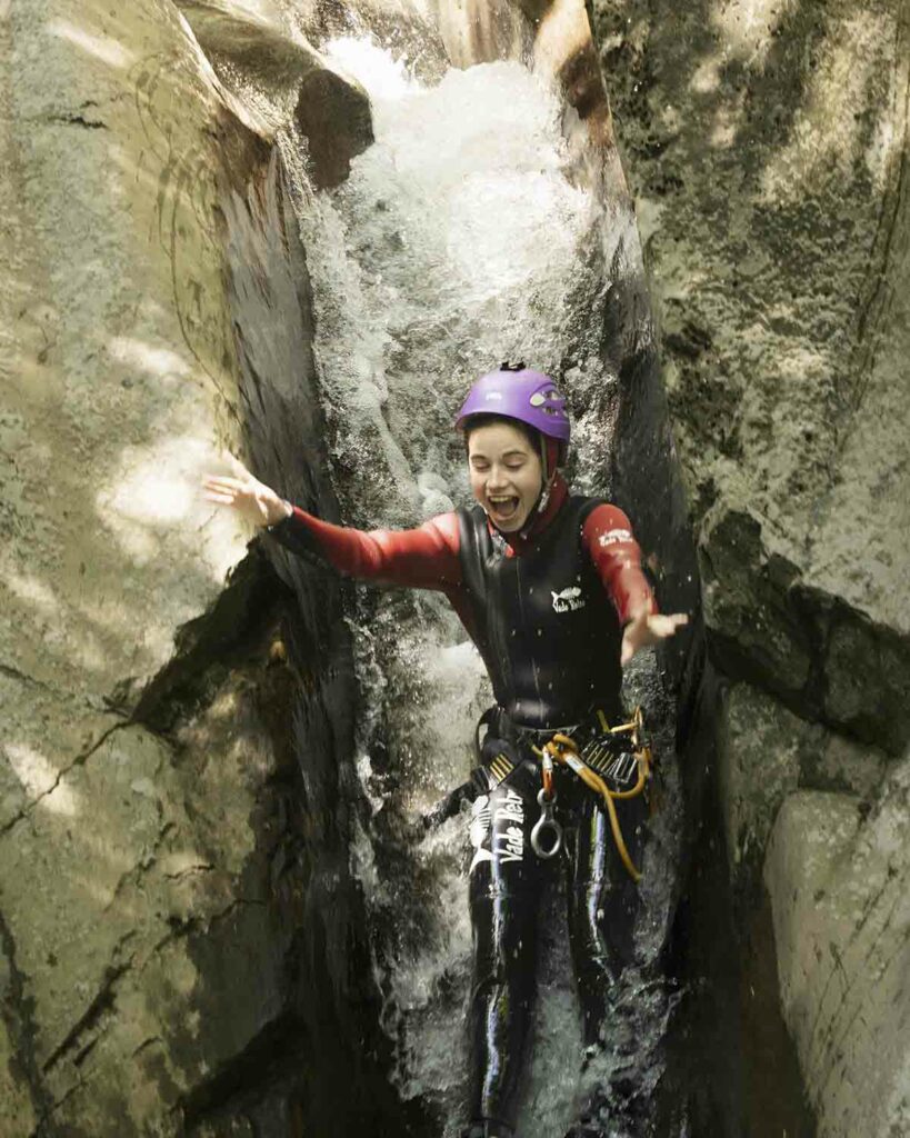 Canyoning à Samoëns (Haute Savoie) avec le Bureau des Guides de Samoëns